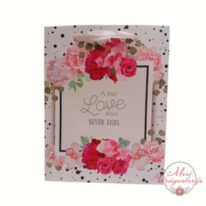 Romantikus rózsamintás ajándéktáska virágos mintával