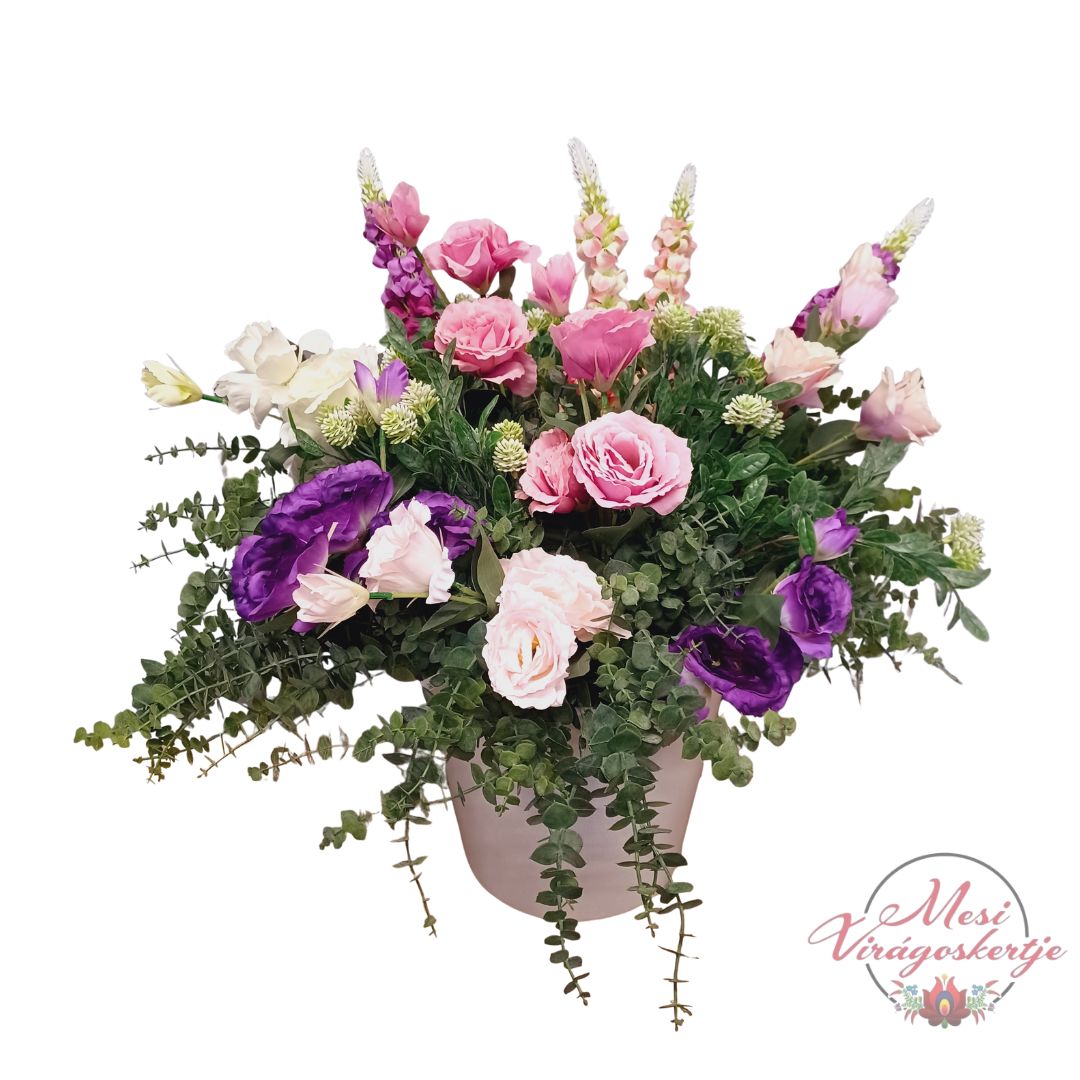 Selyem liziantusz és szarkaláb többféle színben, dús művirág kompozíció kaspóban