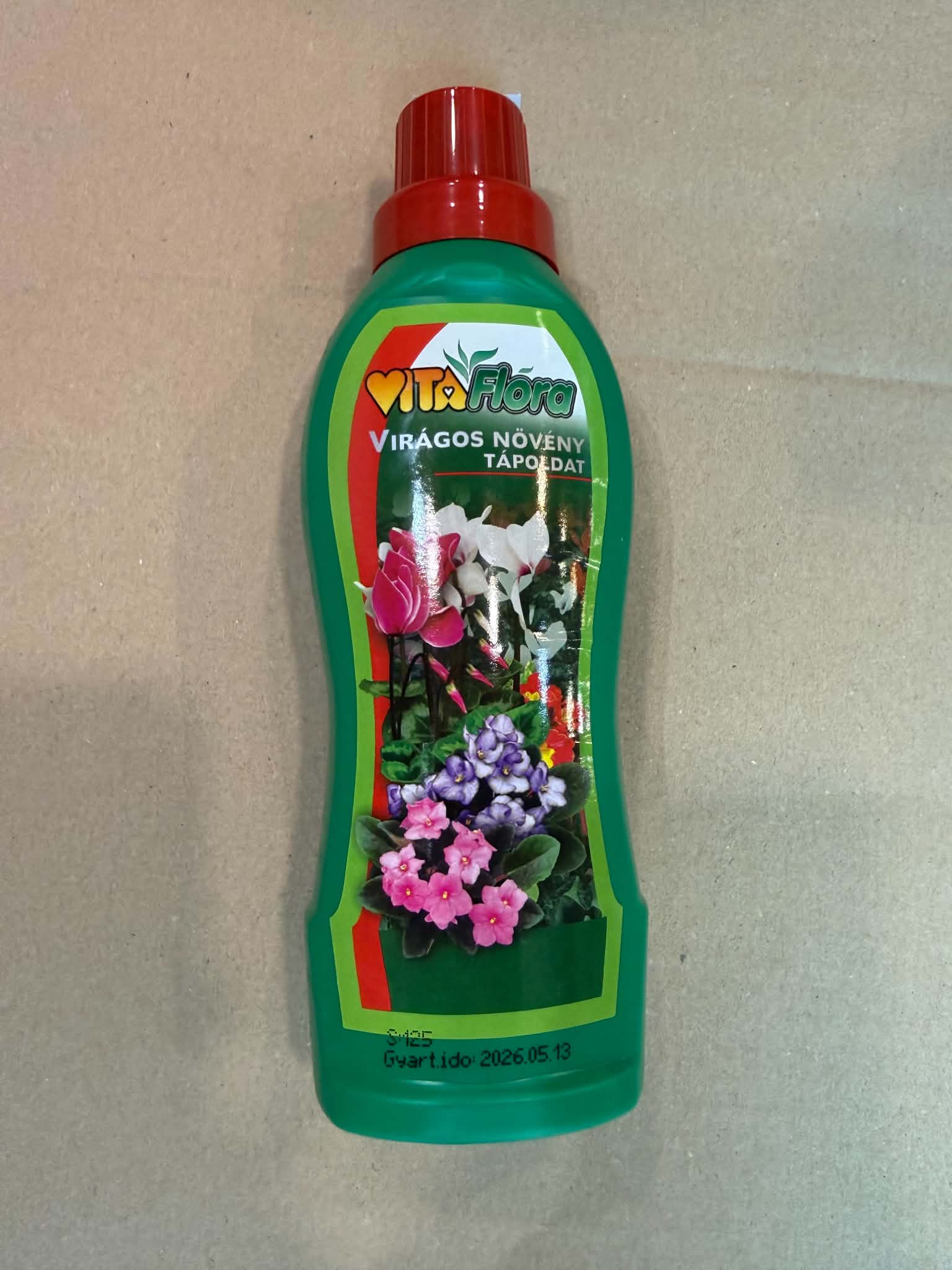 Vitaflóra Virágos növény tápoldat 500 ml – tápoldat virágzó növényekhez